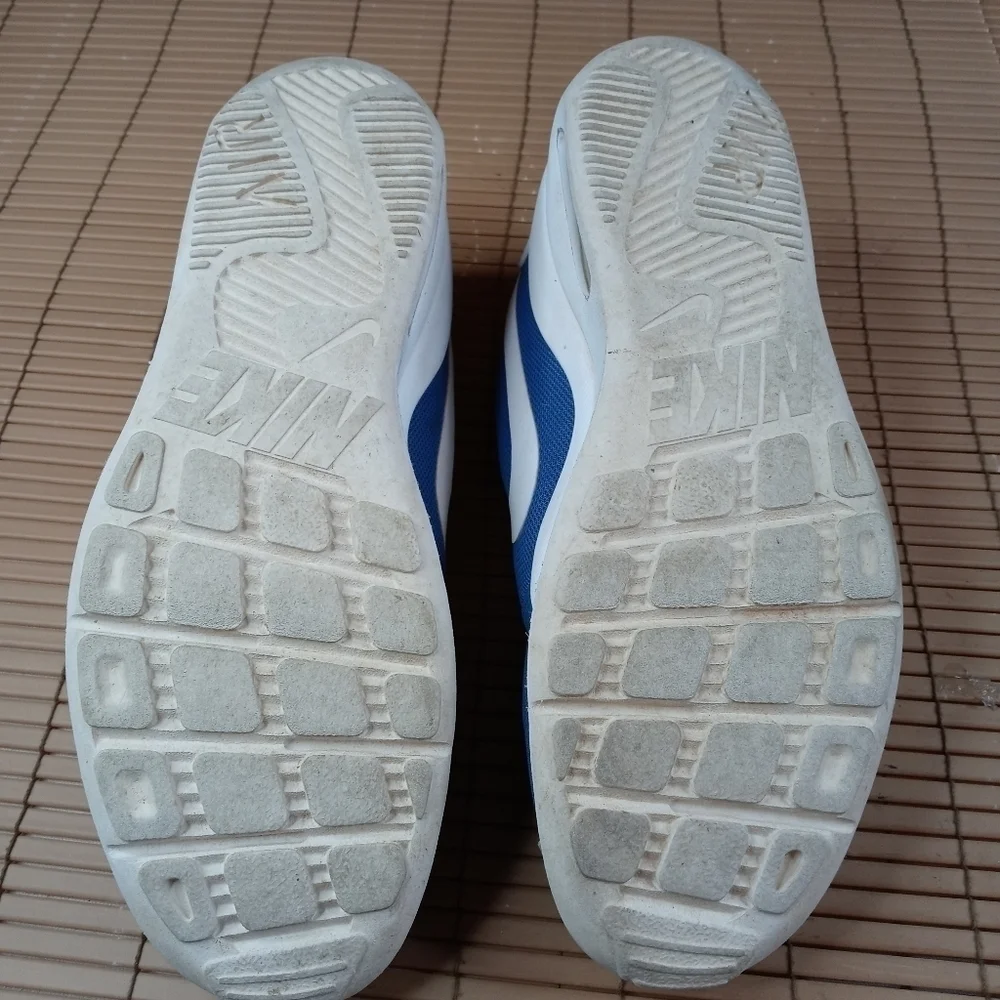 Nike air oketo